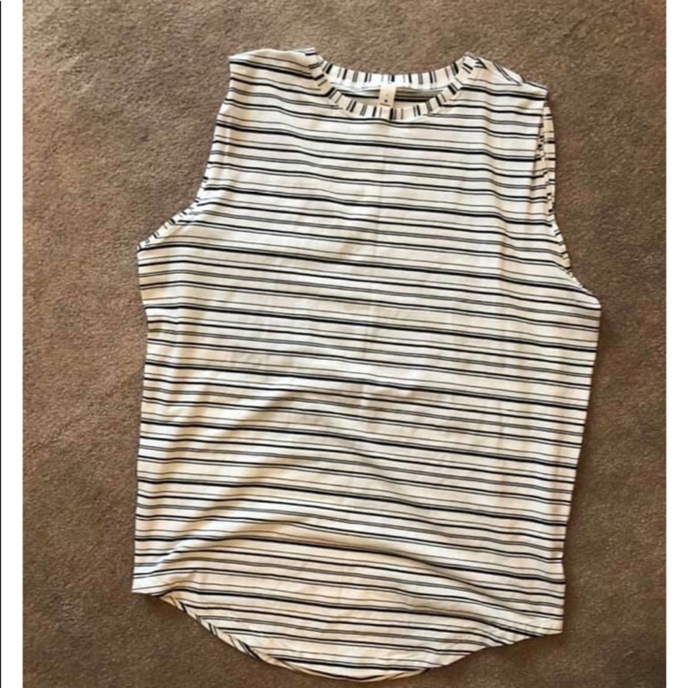 Lululemon Brunswick muscle tank NWOT